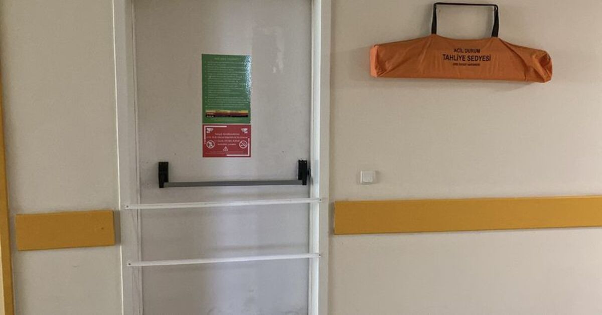 Rize’deki hastanede acil çıkışa ’sigara engeli’ tepki çekti